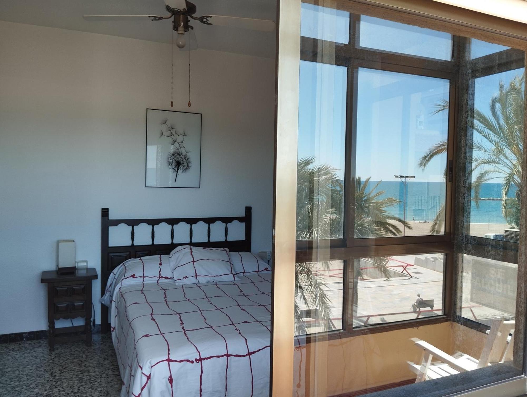 Primera Linea Playa Vinaros Exterior photo